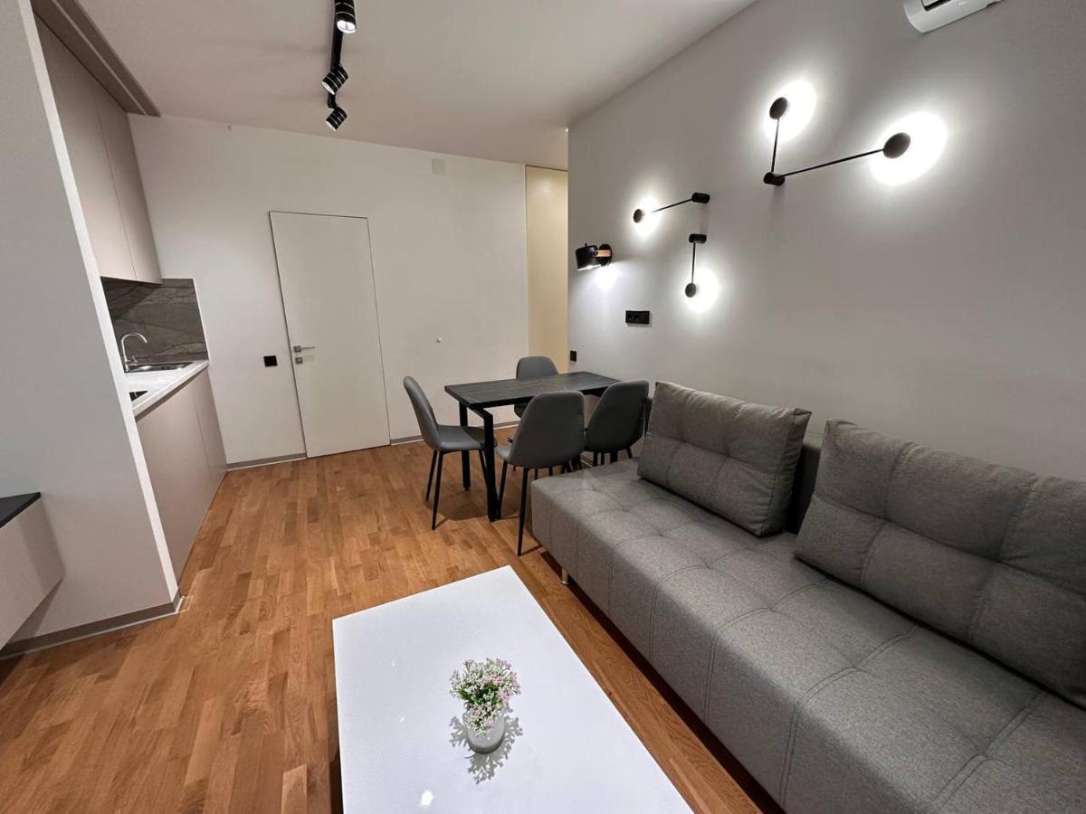 Інстаграмна Стильні Апартаменти На Вулиці Під Голоском 15Б Lviv Exterior photo